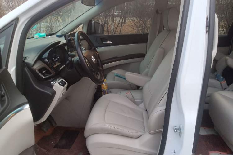 Used Buick GL8 2020 Land Business Class 652T Luxury Model
