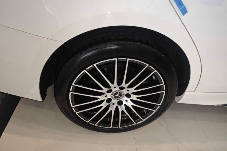 Used Mercedes-Benz C-Class 2024 Restyled C-Class 260 L Sport Edition