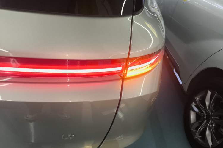 Used Li Auto L9 2024 Ultra Model
