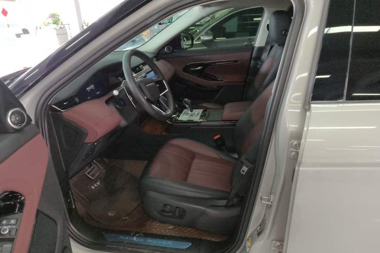 Used Land Rover Range Evoque 2022 Aurora L 249 PS R-Dynamic Luxury Edition
