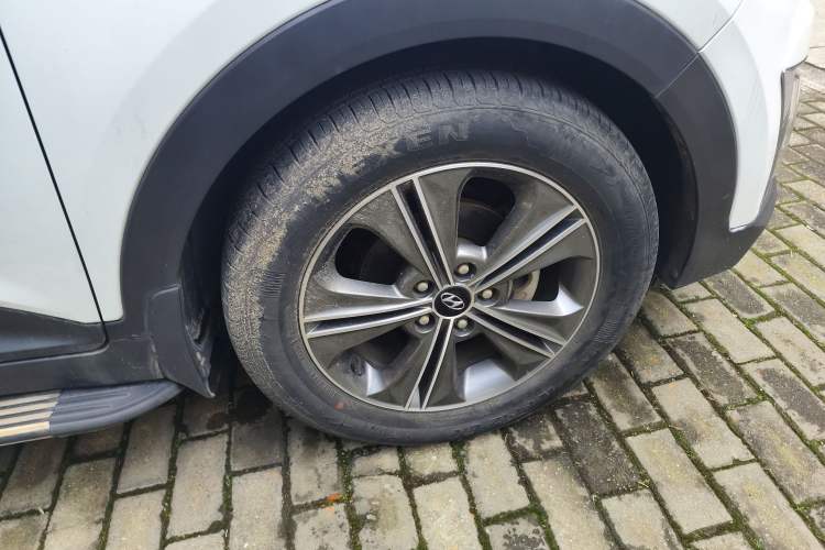 Used Hyundai ix25 2015 1.6L Automatic Two-Wheel Drive Smart GLS Trim
