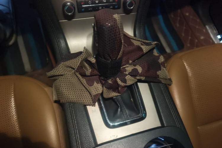 Used Lincoln MKT 2010 3.5T EcoBoost AWD Gear Lever