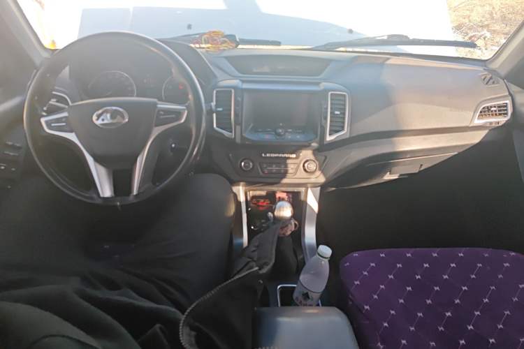 Used Leopaard Q6 2015 2.4L Manual 4x4 Excellence Edition