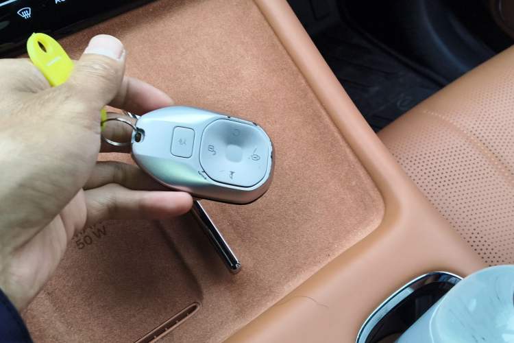 Used GAC Trumpchi Xiangwang S7 2025 180km Ultra All-Wheel Drive LiDAR Edition Vehicle Key