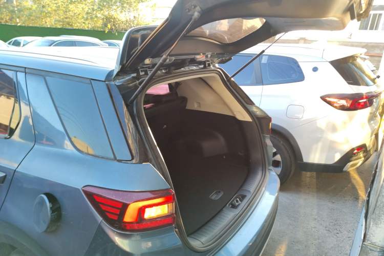 Used CHANGAN CS55 2017 1.5T Automatic Colorful Edition
