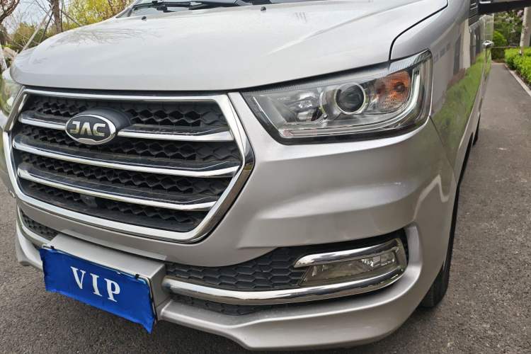 Used JAC Refine M4 2016 2.0L Manual Luxury Version