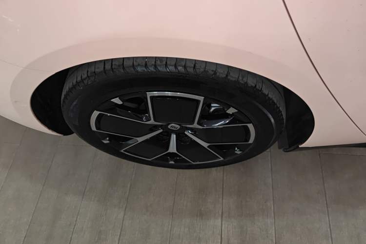 Used Xiaomi Auto SU7 2024 Rear-Drive Long-Range Intelligent Driving Version