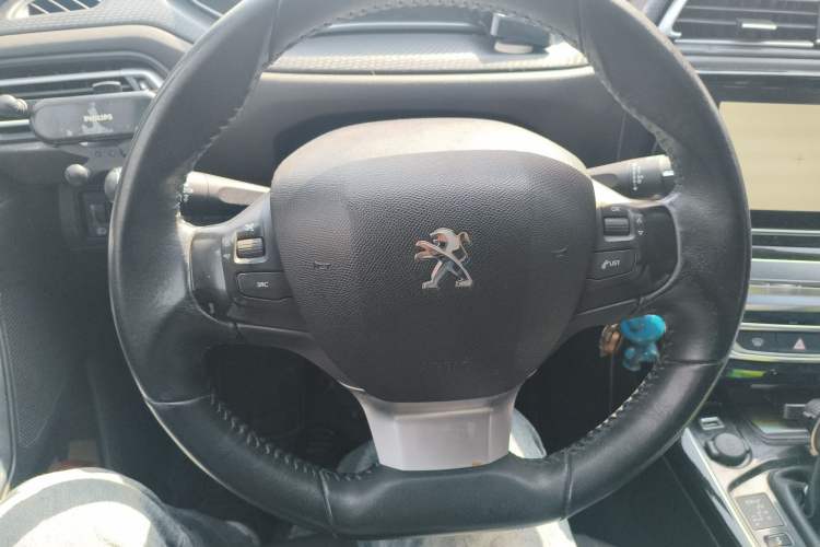 Used Peugeot 308 2016 230THP Automatic Luxury Edition
