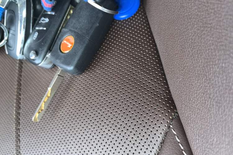 Used SAIC MAXUS G10 2014 2.0T Automatic Executive Edition