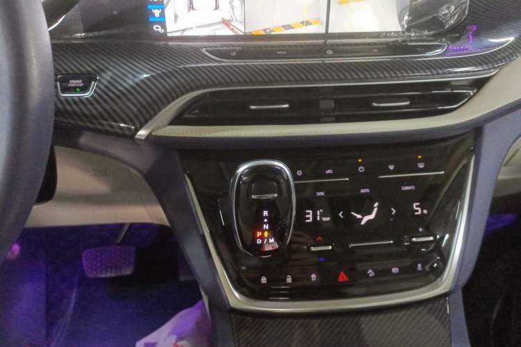 Used Buick GL8 2022 ES Landtrek 653T Comfort Edition