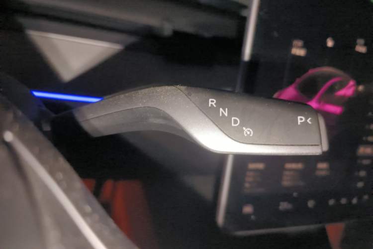 Used Tesla Model Y 2024 Rear-Wheel-Drive Version
