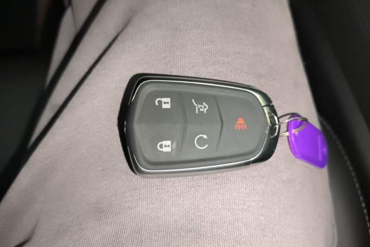 Used Cadillac XT5 2022 2.0T Two-Wheel Drive Luxury Version
