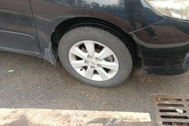 Used Toyota Corolla 2007 1.6L Automatic GL Right Front Wheel Hub