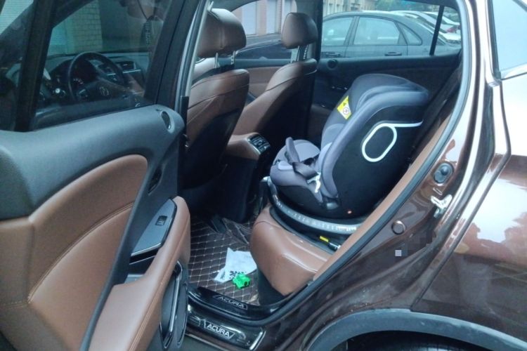 Used Acura CDX 2016 1.5T Two-Wheel Drive Deluxe Edition
