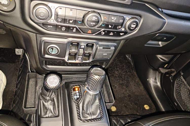 Used Jeep Gladiator 2022 3.6L Pioneer Edition
