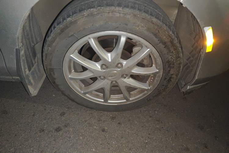 Used BYD M6 2015 2.4L Automatic Prestige Edition