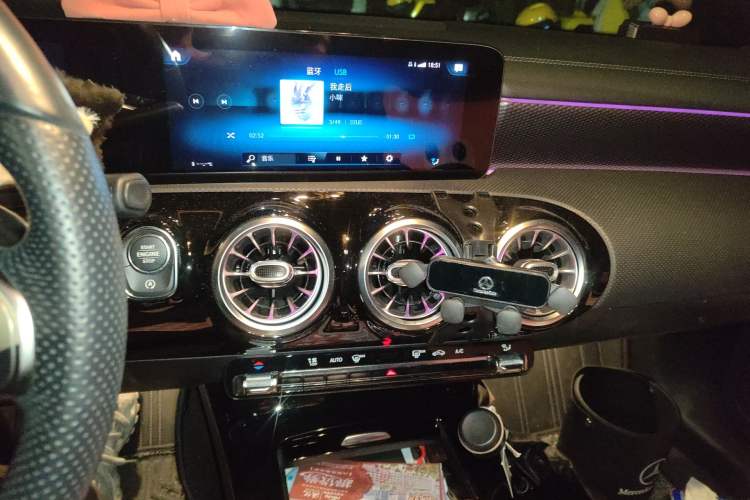 Used Mercedes-Benz A-Class 2020 Restyled A 200 L Sport Sedan Fashion Version