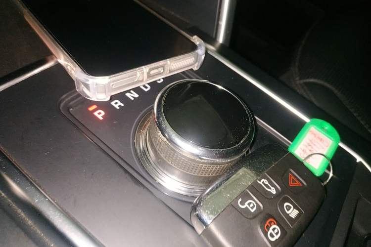 Used Land Rover Discovery Sport 2018 240 PS SE Version
