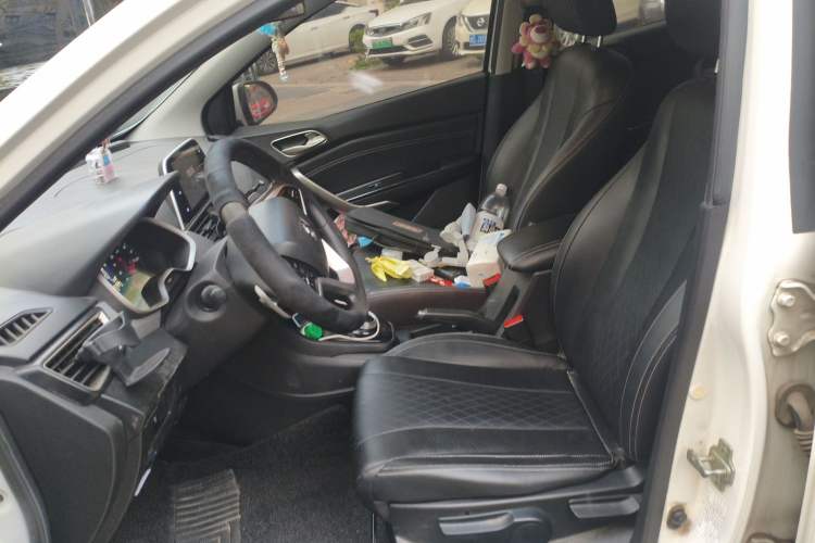 Used Baojun 310W 2018 1.5L Automatic Fashion Edition China VI Left Front Seat