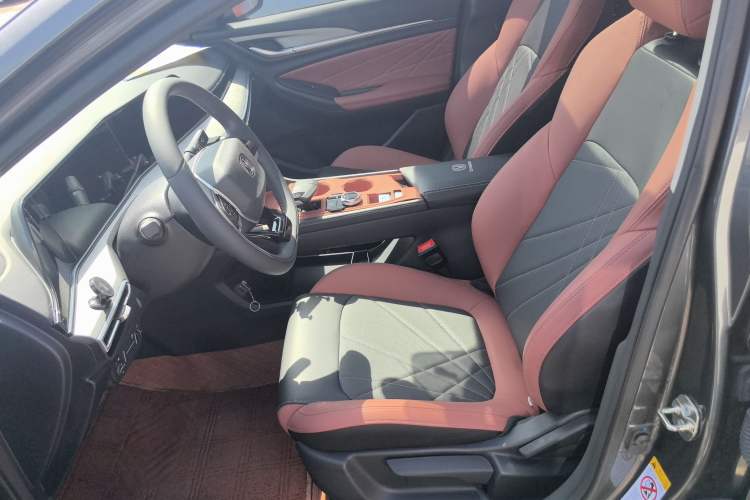 Used CHANGAN Eado 2023 Changan Edition PLUS Blue Whale NE 1.4T GDI DCT Prestige Version