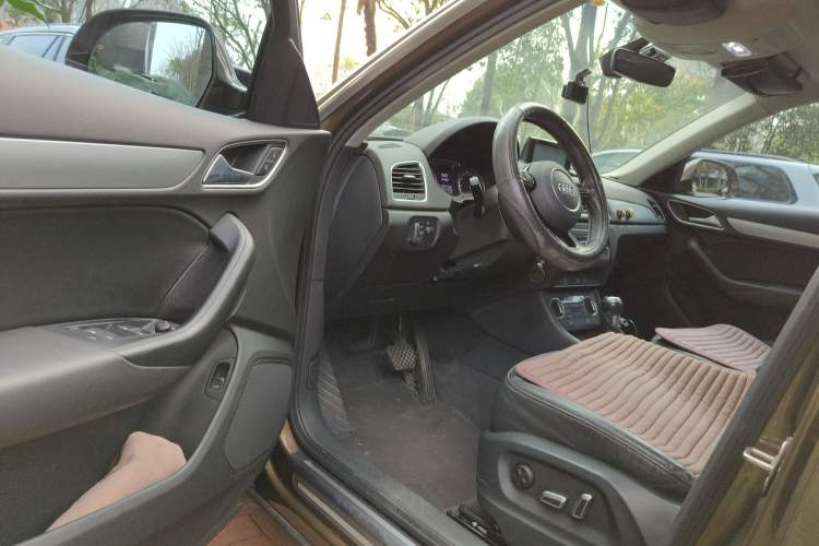 Used Audi Q3 2016 30 TFSI Fashion Model