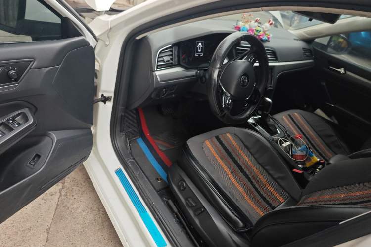 Used Volkswagen Lamando 2019 280TSI DSG Comfort Edition China VI standard