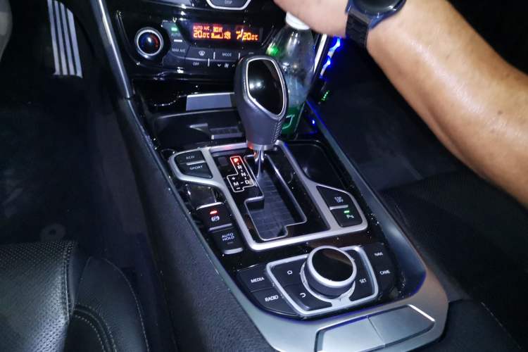 Used Geely Auto Emgrand GT 2015 1.8T Flagship Model