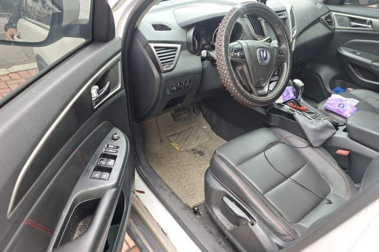 Used CHANGAN CS75 2014 1.8T Automatic Elite Model China IV Standard