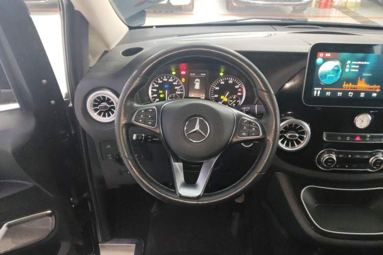Used Mercedes-Benz Vito 2018 2.0T Business Version China V Emission Standard