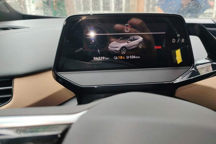 Used Volkswagen ID.4 X 2021 Pro Smart Long-Range Edition Odometer Close Up