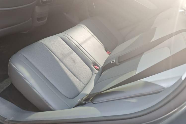 Used Bestune Yueyi 03 2025 565km Premium Edition