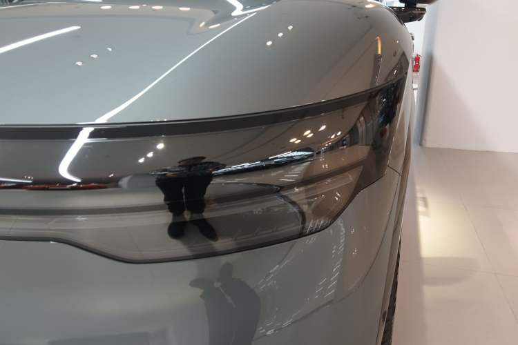 Used Zeekr 7X 2025 100kWh Long-Range All-Wheel Drive Intelligent Driving Version
