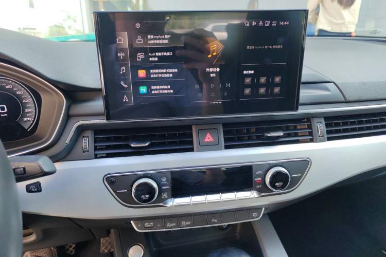 Used Audi A4L 2020 40 TFSI Fashion Dynamic Model