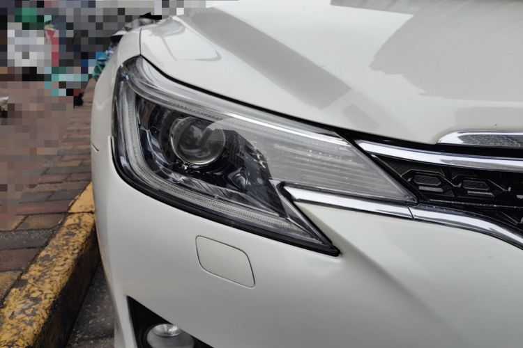 Used Toyota Reiz 2013 2.5V Shangrui Edition Right Front Headlight