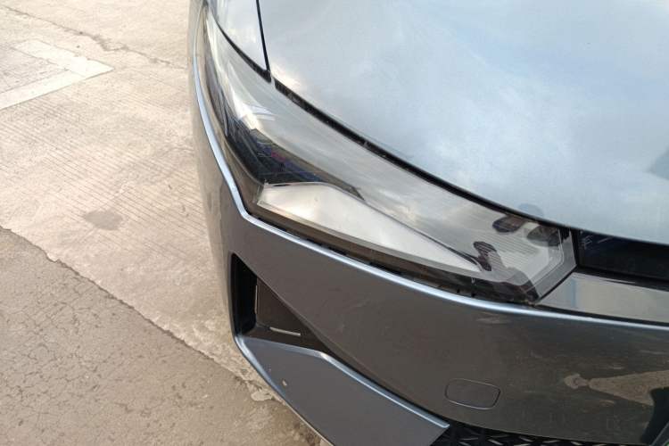 Used XPeng P5 2023 Smart Drive Edition Right Front Headlight