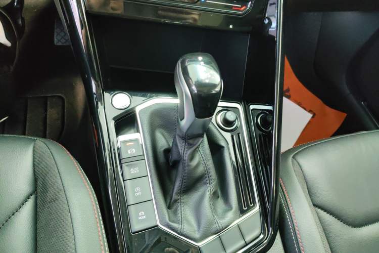 Used Volkswagen Tayron 2021 330TSI Two-Wheel Drive Luxury Smart Connectivity Version