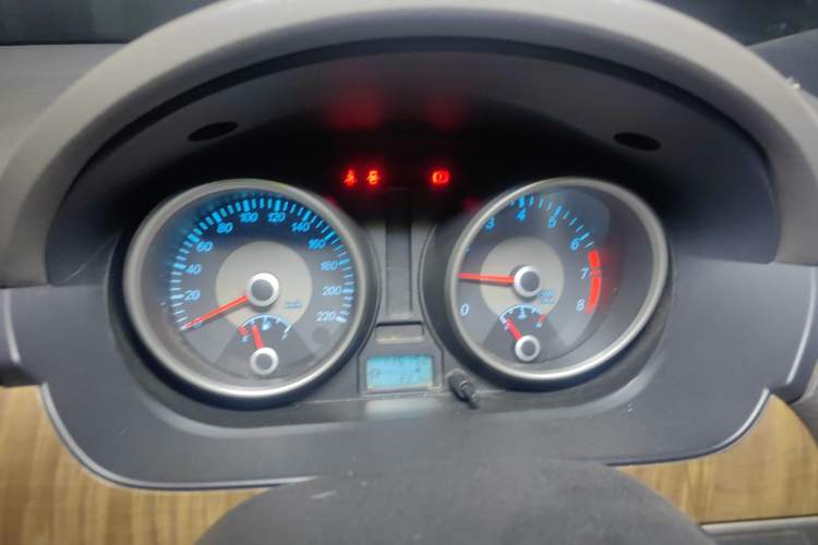 Used Buick Excelle 2015 1.5L Automatic Classic Model
