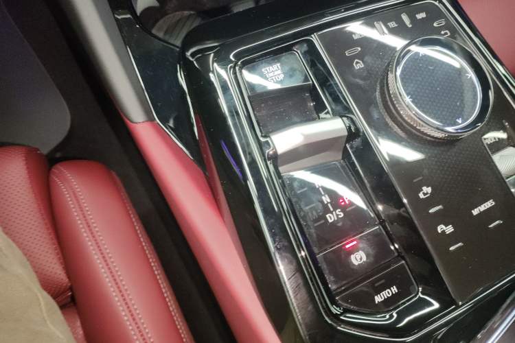 Used BMW 5 Series (Import) 2024 525i M Sport Package