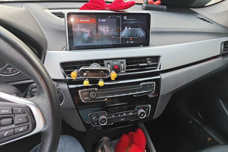 Used BMW X1 2018 sDrive18Li Fashion Model Audio And AC Panel