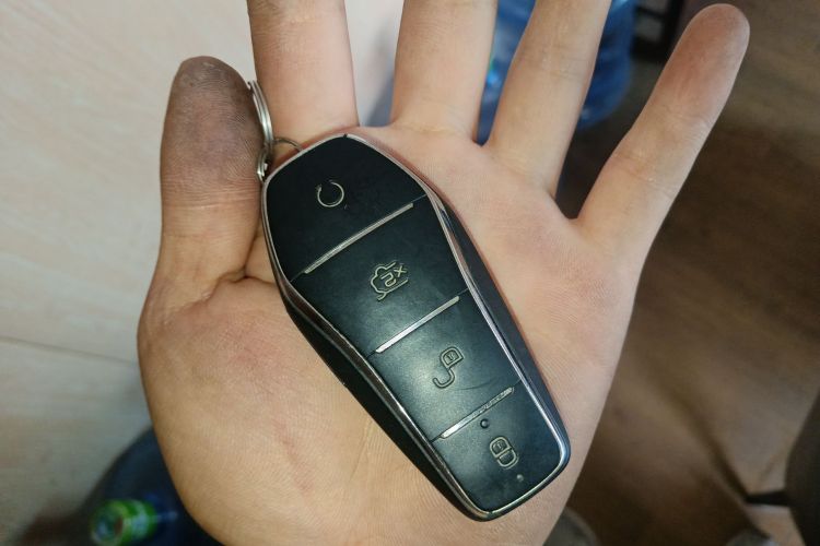 Used BYD Tang New Energy 2021 DM-i 112KM Prestige Model Interior 1