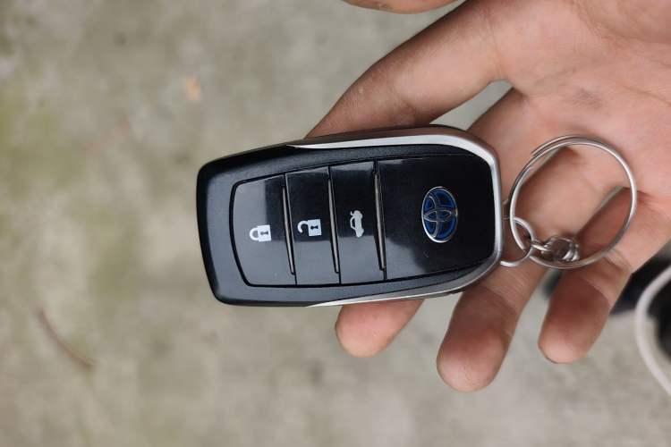 Used Toyota Levin Hybrid E+ 2019 1.8L PH GS E-CVT Elite Edition Vehicle Key