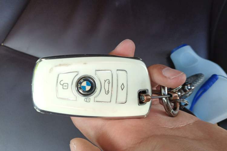 Used BMW 5 Series 2014 525Li Luxury Design Package
