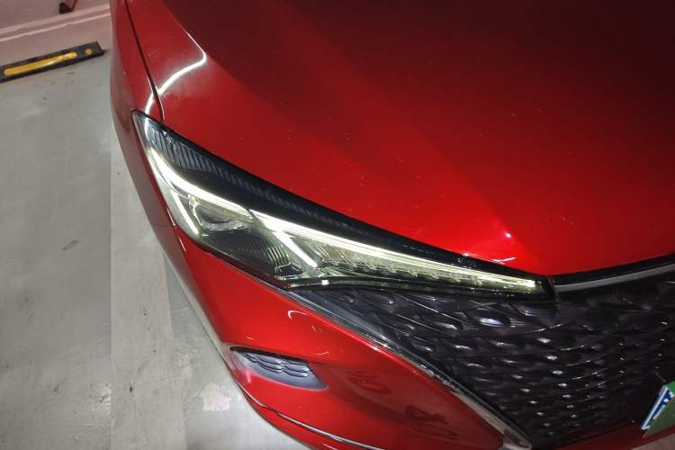 Used CHANGAN Eado 2020 PLUS Blue Whale NE 1.4T GDI DCT Prestige Model Right Front Headlight