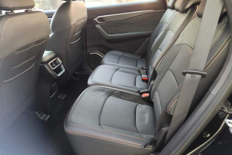 Used Geely Auto Haoyue L 2024 2.0T DCT Prestige Version
