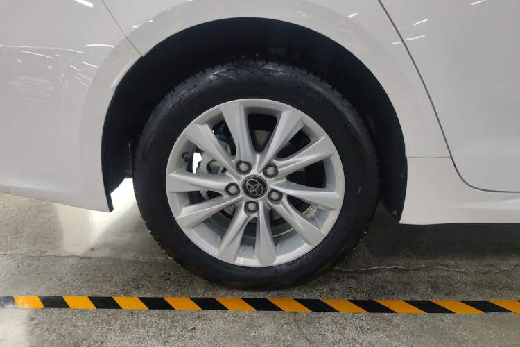 Used Toyota Corolla 2023 1.8L Smart Electric Hybrid Dual-Motor Elite Edition
