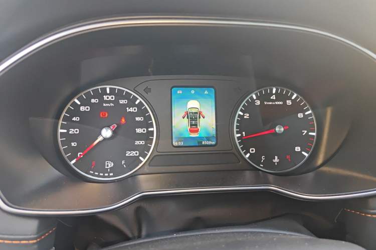 Used Roewe RX3 2021 PRO 1.6L Manual Flagship Model
