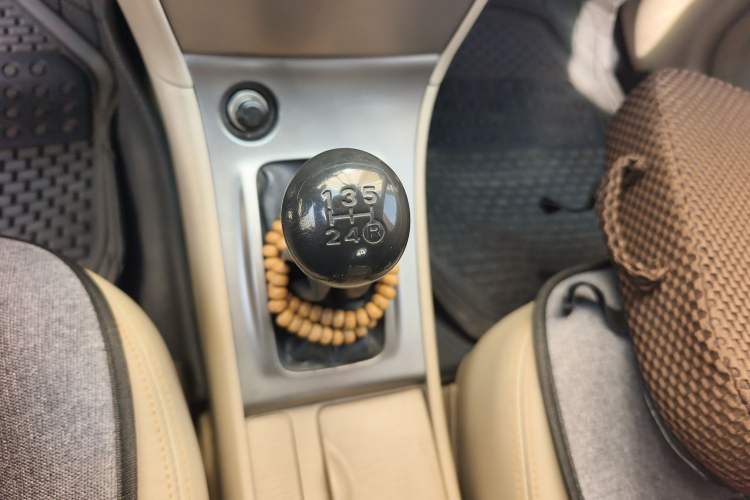 Used Toyota Corolla EX 2013 1.6L Manual Luxury Edition