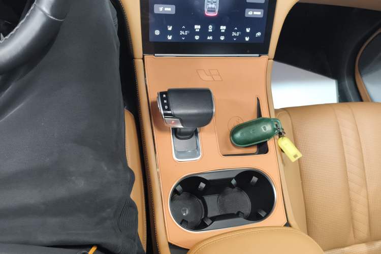 Used Li Auto ONE 2020 Extended-Range 6-Seater Version Gear Lever