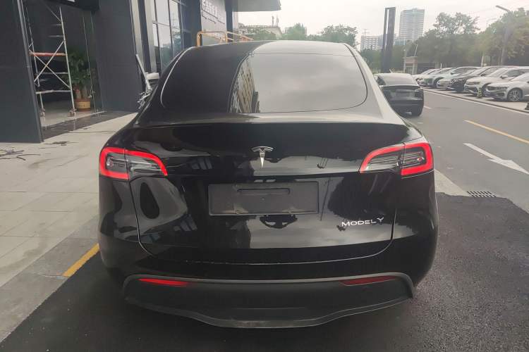 Used Tesla Model Y 2022 Rear-Wheel-Drive Version