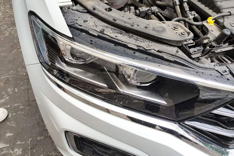 Used Volkswagen T-ROC 2022 280TSI DSG Two-Wheel Drive Comfort PLUS
